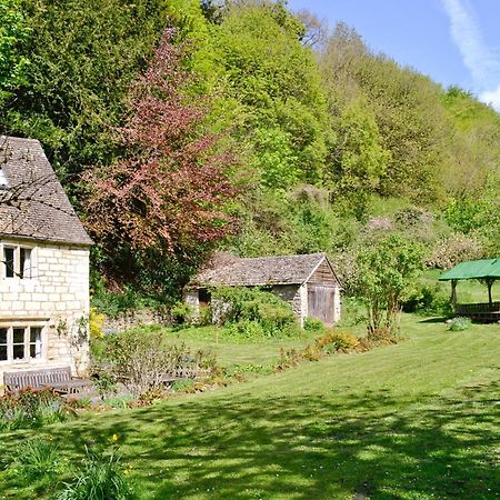Driftcombe Farmhouse Bisley  Exterior photo