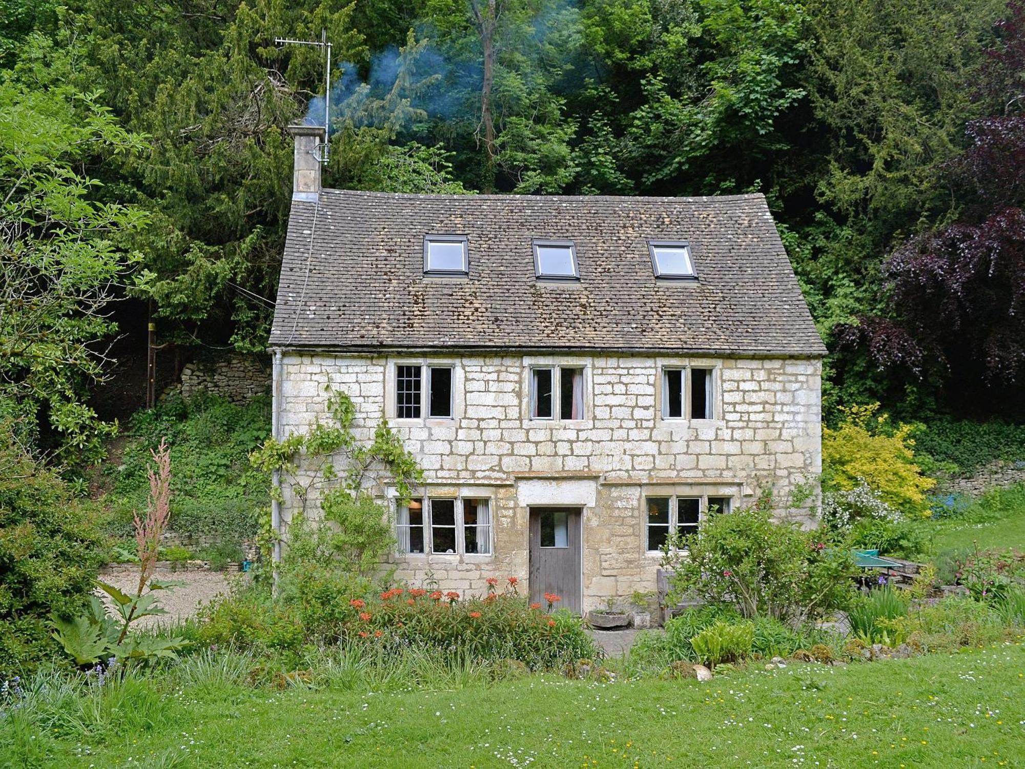 Driftcombe Farmhouse Bisley  Exterior photo